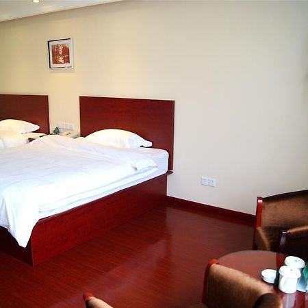 Greentree Inn Xinjiang Fukang Fukang Business Hotel Changji Dış mekan fotoğraf
