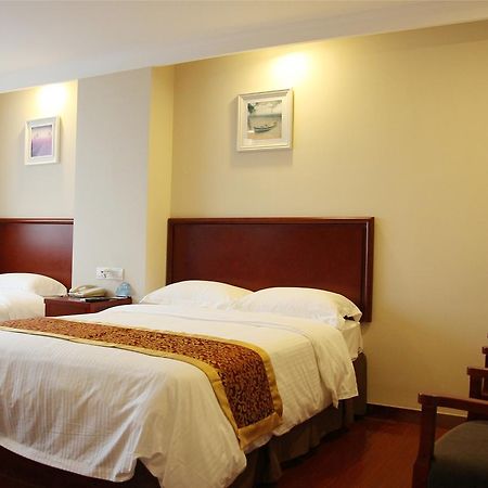 Greentree Inn Xinjiang Fukang Fukang Business Hotel Changji Dış mekan fotoğraf